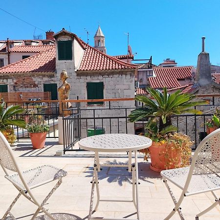 Luxury 2 Bedroom-2 Bathroom Apartment & Studio App With Rooftop Terrace Split Exteriör bild
