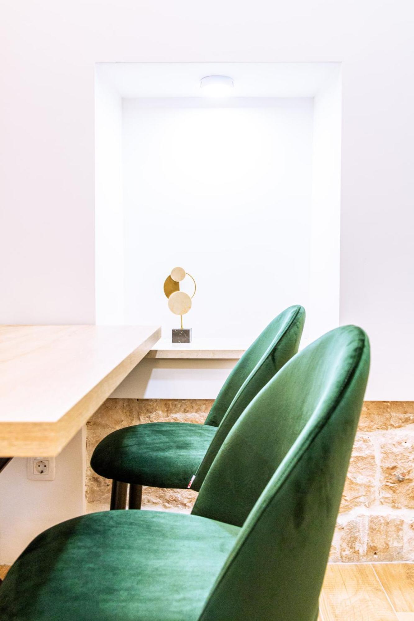 Luxury 2 Bedroom-2 Bathroom Apartment & Studio App With Rooftop Terrace Split Rum bild