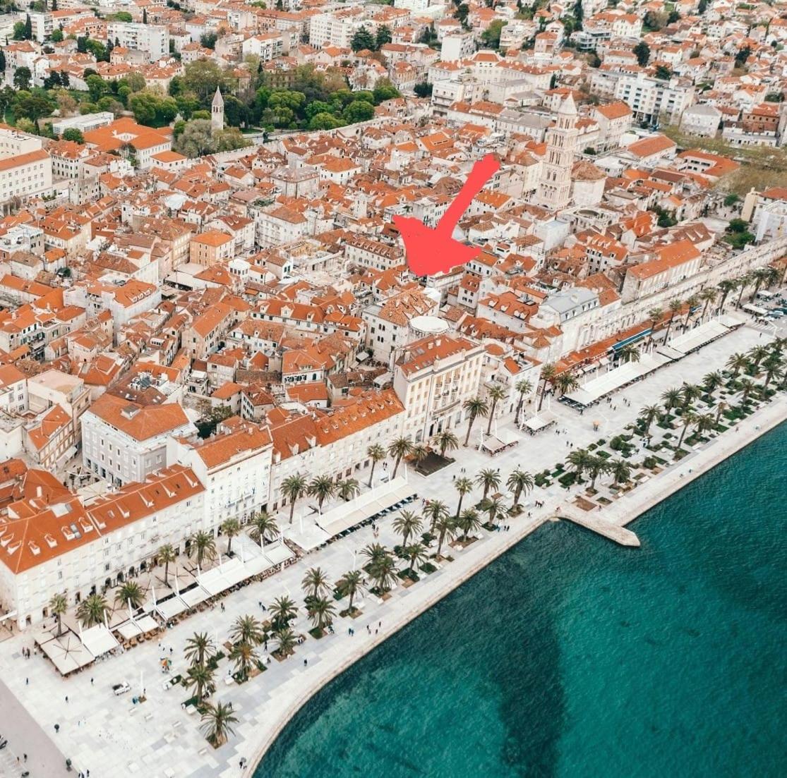 Luxury 2 Bedroom-2 Bathroom Apartment & Studio App With Rooftop Terrace Split Exteriör bild